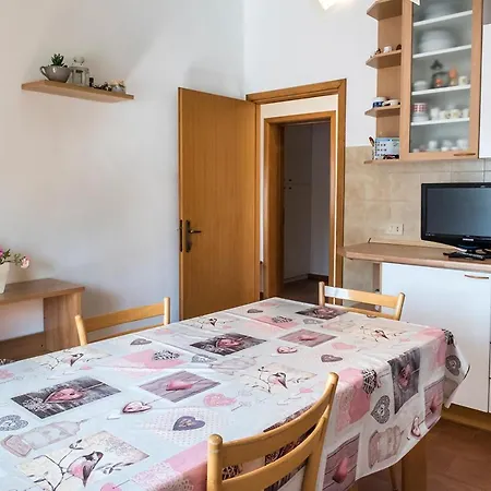 Apartment S307 - Sirolo, Trilocale In Centro Con Posto Auto