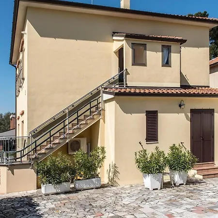 Apartment S307 - Sirolo, Trilocale In Centro Con Posto Auto
