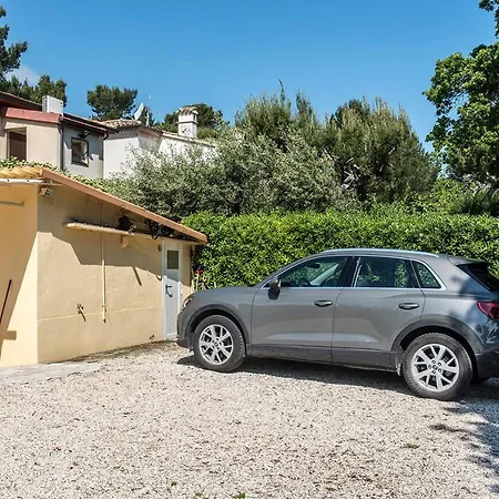 S307 - Sirolo, Trilocale In Centro Con Posto Auto Sirolo